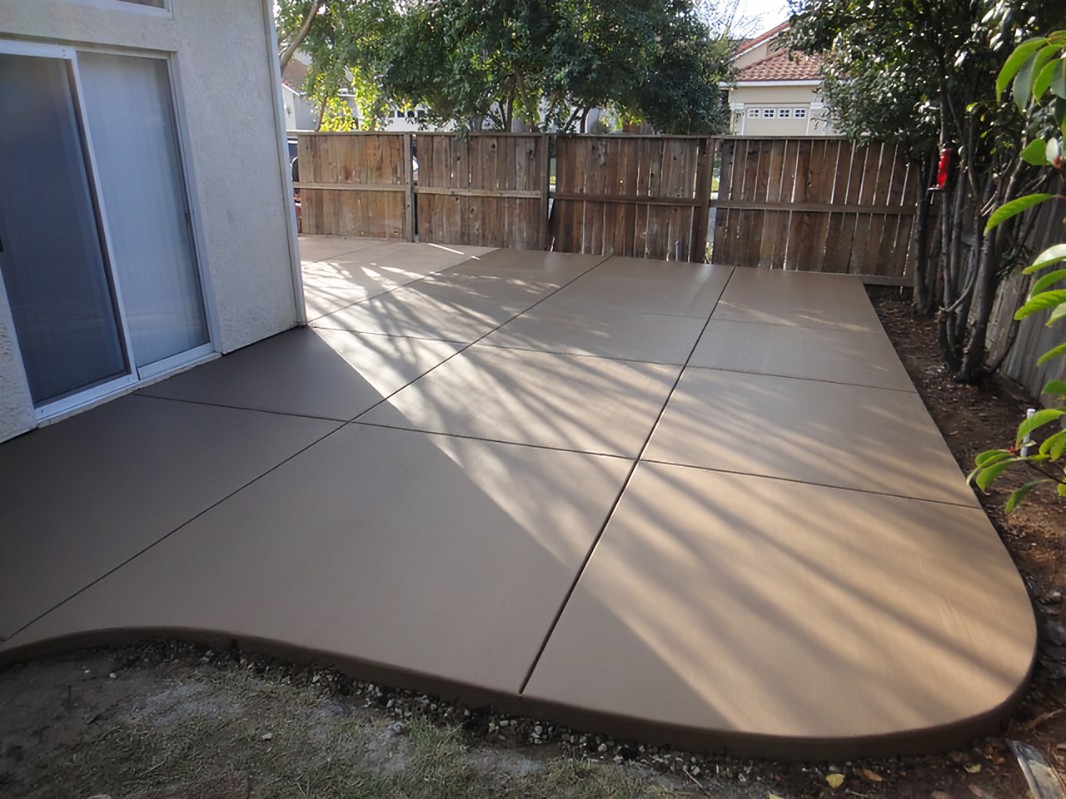 5 Tips To Use Color Concrete For Your Patio In Vista